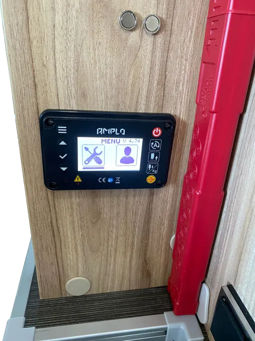 AMPLO-Bedienpanel im Fahrzeug